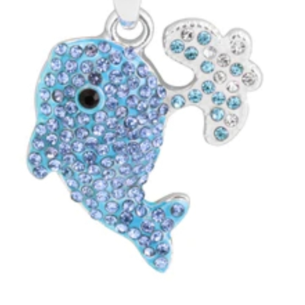 Beautiful sperm whale crystal necklace